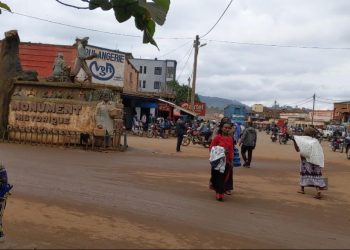 Explosion de bombe à Butembo : la société civile exige la levée du couvre-feu “pour permettre à la population de participer à la sécurité de la ville”