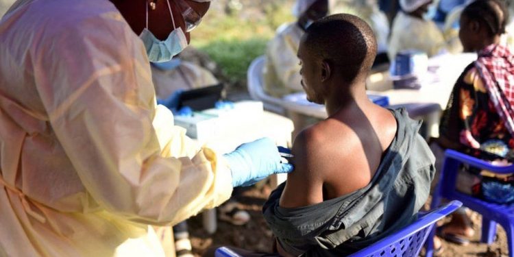 Butembo : plus de 1200 personnes dont des détenus vaccinés contre la Covid-19