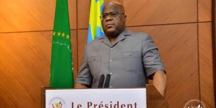 Agression de la RDC : Tshisekedi invite la jeunesse à s’organiser “en groupes de vigilance” pour appuyer les FARDC au front