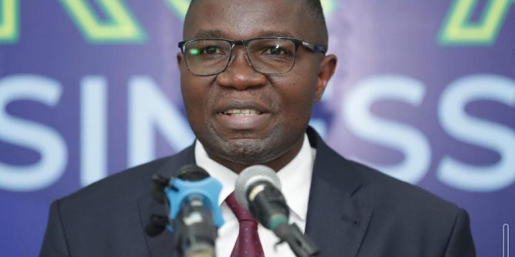 Massacres des civils par le M-23/RDF et l’ADF à l’Est de la RDC : Julien Paluku dénonce “un génocide” sous “l’empire mondial du silence”