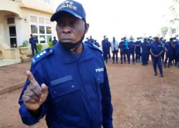 Butembo : “Il n’y a pas des camps érigés de gauche, à droit, ce sont des positions militaires pour sécuriser la population”, (maire policier)