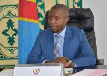 10 ans d’existence de la RASO/Kasindi : Nzanzu Kasivita plébiscité “meilleur acteur politique” de la décennie pour ses actions de soutien aux orphelins