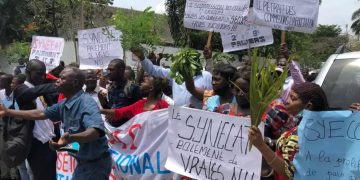 Grève des enseignants : le REDHO demande au gouvernement de sauver l’éducation des enfants