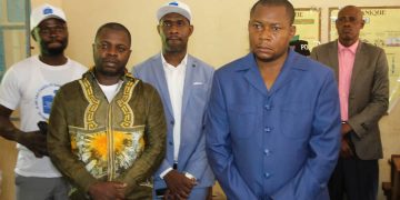 Lomami : le gouverneur Nathan Ilunga obtient sa carte d’électeur et lance officiellement les opérations d’enrôlement dans sa province