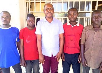 Beni : l’armée remet 4 ex-otages des ADF/MTM à la société civile