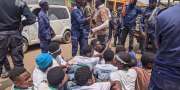 Butembo : près de 20 militants de la LUCHA interpellés par la Police en pleine marche contre les coupures intempestives du courant de l’ENK