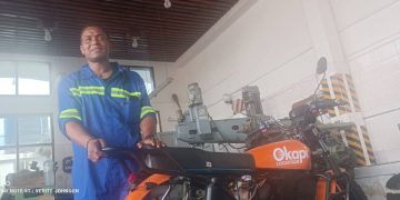 Bunia- Protection de l’environnement : un jeune mécanicien se lance dans la fabrication “des motos écologiques”