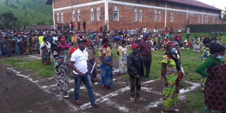 Masisi : des ménages des déplacés et familles d’accueil assistés en vivres et non vivres dans la zone de santé de Mweso
