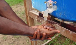 Butembo : des kits de lave-mains en disparition dans plusieurs structures sanitaires  et établissements scolaires (Constat)