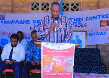 Lomami : le vice-gouverneur lance la campagne de vaccination contre la poliomyélite