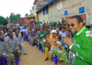 Insécurité à Butembo : ce qu’il faut retenir de l’échange du “maire” Jeannot Muhinda avec les habitants de Rughenda