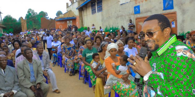 Insécurité à Butembo : ce qu’il faut retenir de l’échange du “maire” Jeannot Muhinda avec les habitants de Rughenda