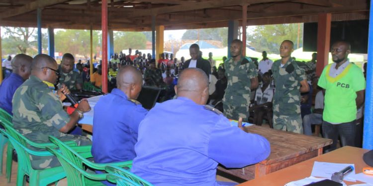 Est de la RDC : trois militaires radiés de l’armée après être condamnés à mort notamment pour “meurtre des civils” en Ituri