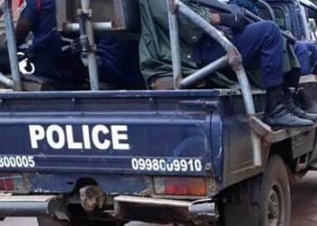 Butembo : un élément de la Police arrêté pour “complicité présumée” avec des opérants nocturnes