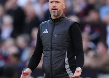 Premier League : Ten Hag viré par Manchester United suite aux résultats maigres
