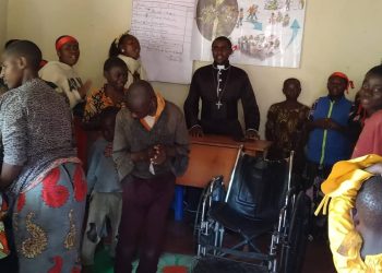 15ème anniversaire de la mort du Patriarche Wasingya Kalwaghe : la paroisse Malera de l’EERA assiste les enfants handicapés encadrés par la SOPEHD