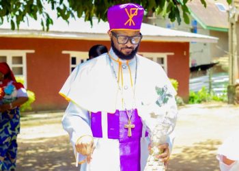 RDC/J.M.de la Jeunesse au sein de l’EERA : face à une insécurité chronique à l’Est, le Patriarche Kalwaghe Josué exhorte la jeunesse chrétienne à intégrer l’armée et la Police