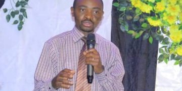 RDC : le Chef des travaux Patient Akilimali encourage la pratique du “journalisme patriotique” en période de guerre