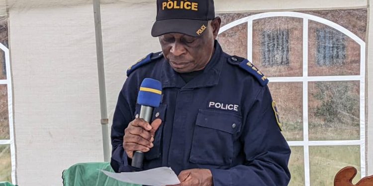 Butembo : le maire lance la campagne de remise gratuite d’actes de naissance pour des enfants hors délai légal