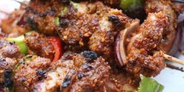 Santé nutritionnelle : un médecin conseille une consommation modérée de viande, de 100 à 400g par semaine