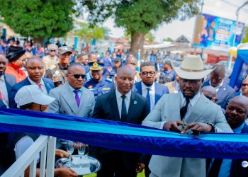 Tshopo : le gouverneur a.i. inaugure une agence de la société de microfinance TID à Kisangani