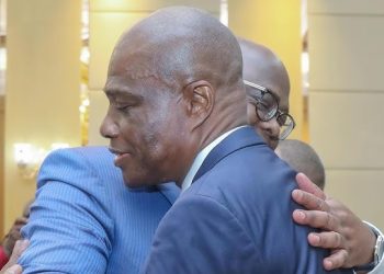 RDC : ce qu’on sait de la rencontre entre l’opposant Martin Fayulu et le président Tshisekedi