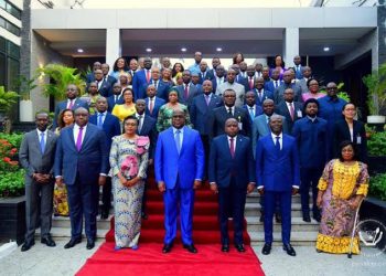 Remaniement du gouvernement : les attentes des habitants des zones occupées de l’Est