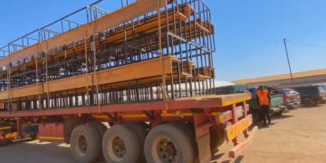 RDC : le Service national offre 500 bancs-pupitres à l’ISP Lubumbashi