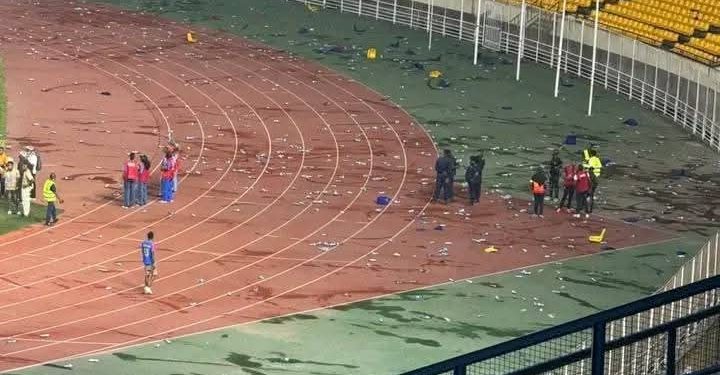 RDC vs Sénégal : scènes de chaos au Stade des Martyrs, le gouvernement exprime son indignation