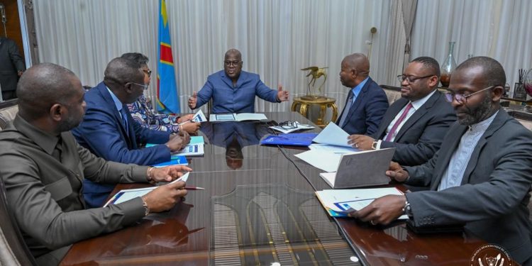 RDC : Félix Tshisekedi préside une réunion sur l’appréciation du franc congolais et le pouvoir d’achat des ménages
