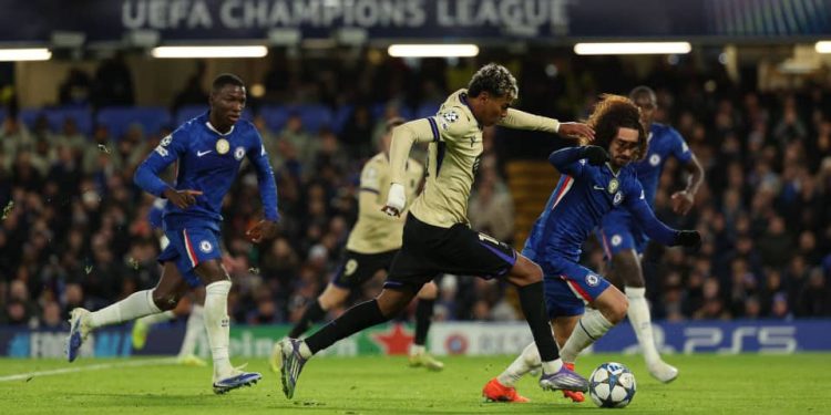 Ligue des champions de l’UEFA : revers pour Barcelone et Manchester City