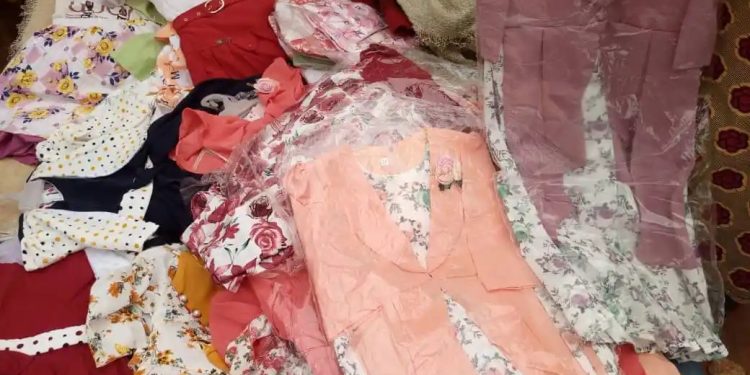 Butembo : engouement sur le marché des vêtements pour enfants à l’approche de Noël, des vendeurs expulsés des artères en détresse