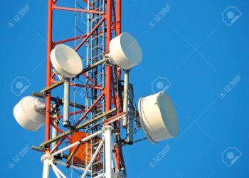 Coupure des réseaux à Lubero : familles et étudiants contraints aux méthodes traditionnelles pour communiquer