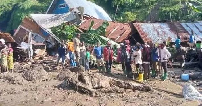 Éboulement de terre à Walikale : bilan revu à la hausse, 13 corps extraits des décombres, fouilles en cours