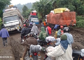 Rutshuru : le trafic perturbé à Buvunga en raison de l’état piteux de la route 
