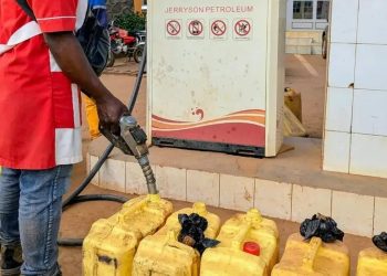 Butembo : taximen et vendeurs de mini-stations affectés par la hausse du prix du carburant