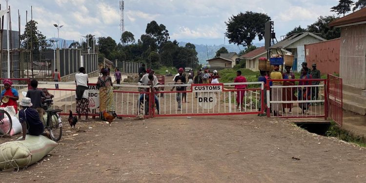 Ebola en RDC : la fermeture des frontières avec l’Ouganda inquiète les commerçants de Kiwanja