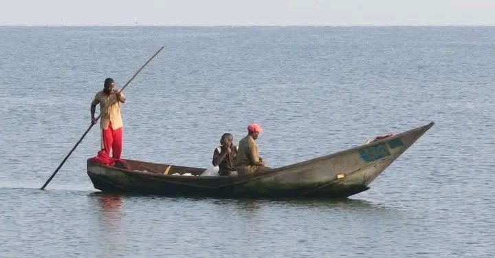Rutshuru : un pêcheur sauvé de justesse après une attaque de crocodile du Nil sur le lac Édouard