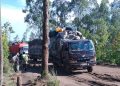 Rutshuru : plus de 20 véhicules bloqués sur l’axe Kiwanja–Kahunga suite à l’état piteux de la route