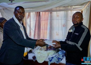 Butembo: Remy Mukweso fête l’indépendance avec les quadruplés nés au Centre Hospitalier Sainte Famille de Mukuna